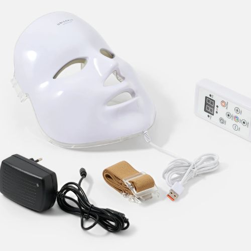 LED light therapy face mask Dubai for acne treatment and glowing skin