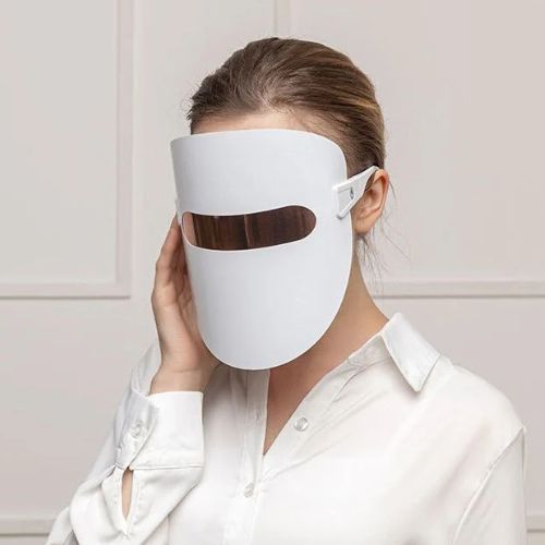 LED acne face mask UAE for skin rejuvenation and blue light acne treatment at home
